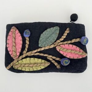 Handmade in Nepal Embroidered Clutch Pouch Black 100% Wool Leaves Floral Boho